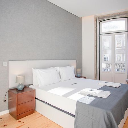 Liiiving In Porto-Mouzinho Residence Apartments Bagian luar foto