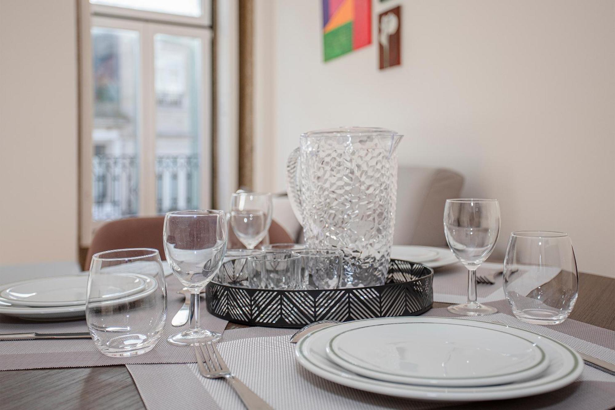 Liiiving In Porto-Mouzinho Residence Apartments Bagian luar foto