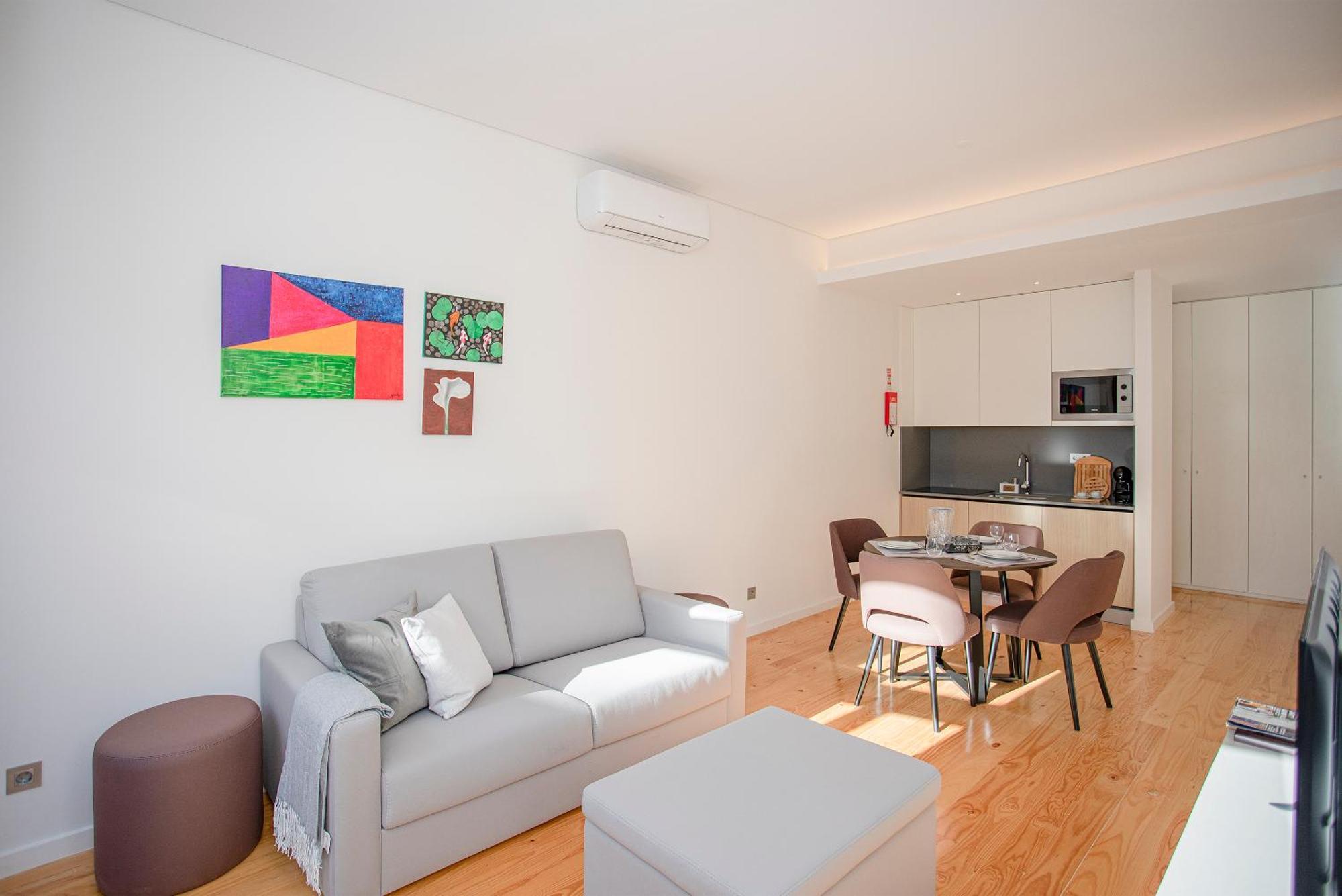 Liiiving In Porto-Mouzinho Residence Apartments Bagian luar foto