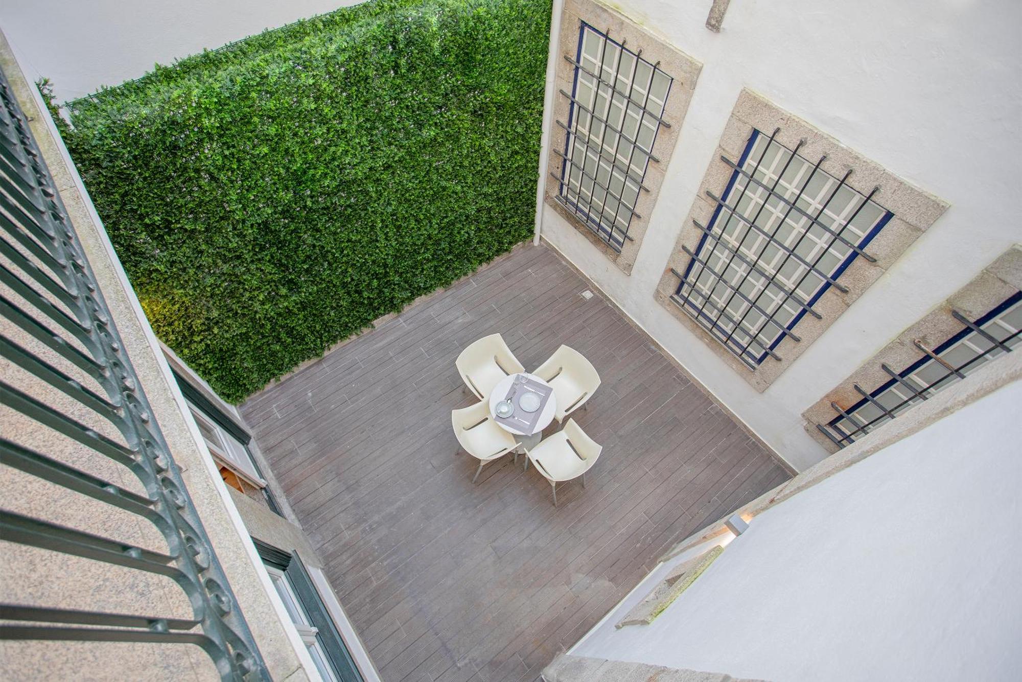 Liiiving In Porto-Mouzinho Residence Apartments Bagian luar foto